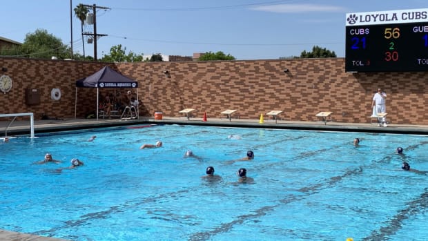 loyola water polo